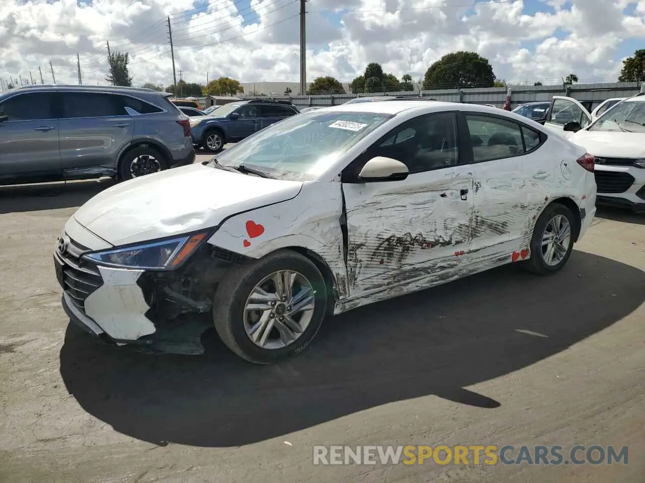 1 Photograph of a damaged car 5NPD84LF8LH582924 HYUNDAI ELANTRA 2020
