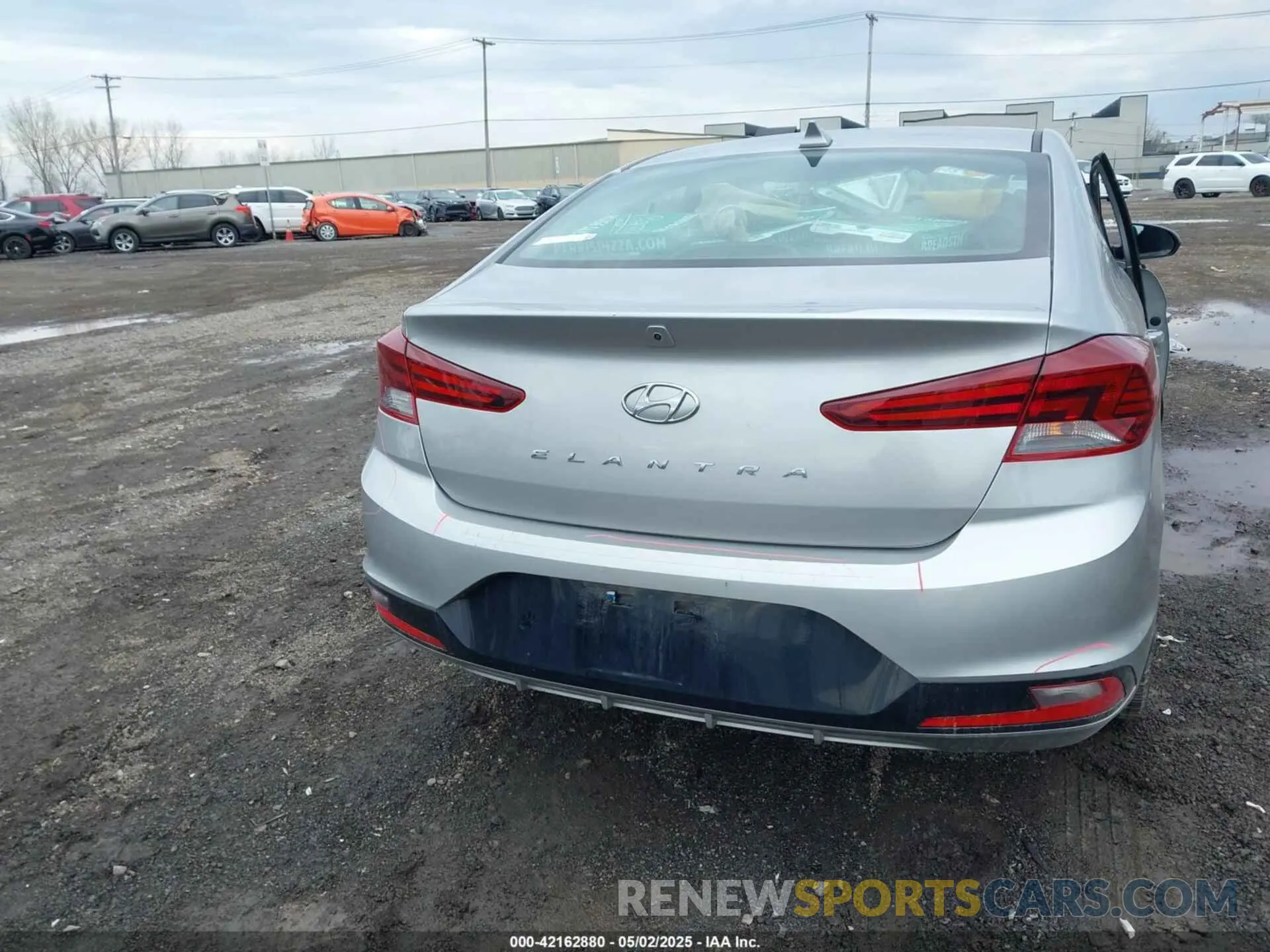 15 Photograph of a damaged car 5NPD84LF8LH629384 HYUNDAI ELANTRA 2020