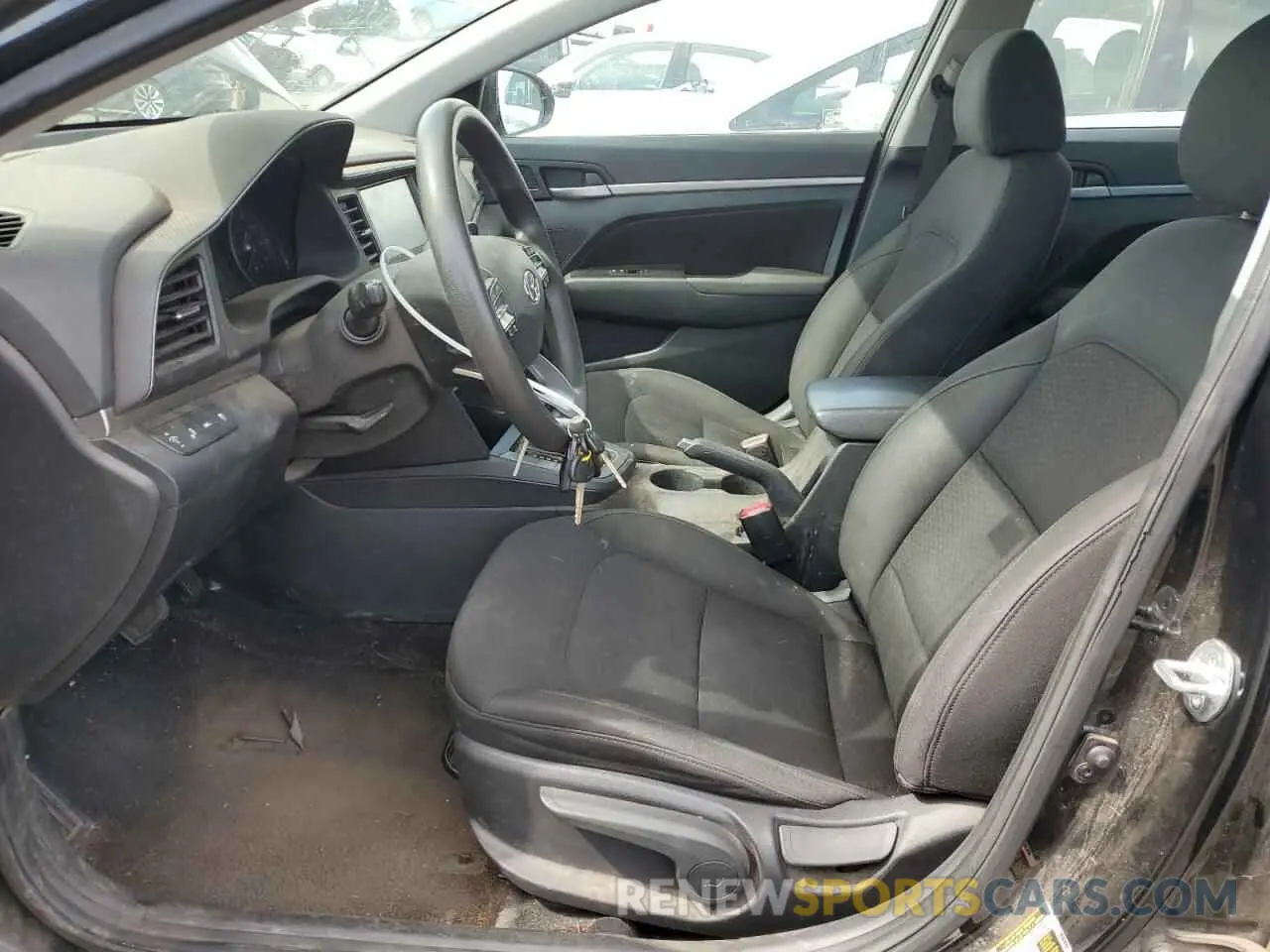 7 Фотография поврежденного автомобиля 5NPD84LF9LH557711 HYUNDAI ELANTRA 2020
