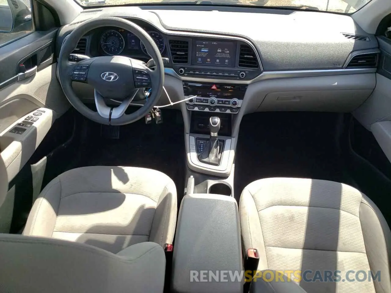 8 Photograph of a damaged car 5NPD84LF9LH561161 HYUNDAI ELANTRA 2020