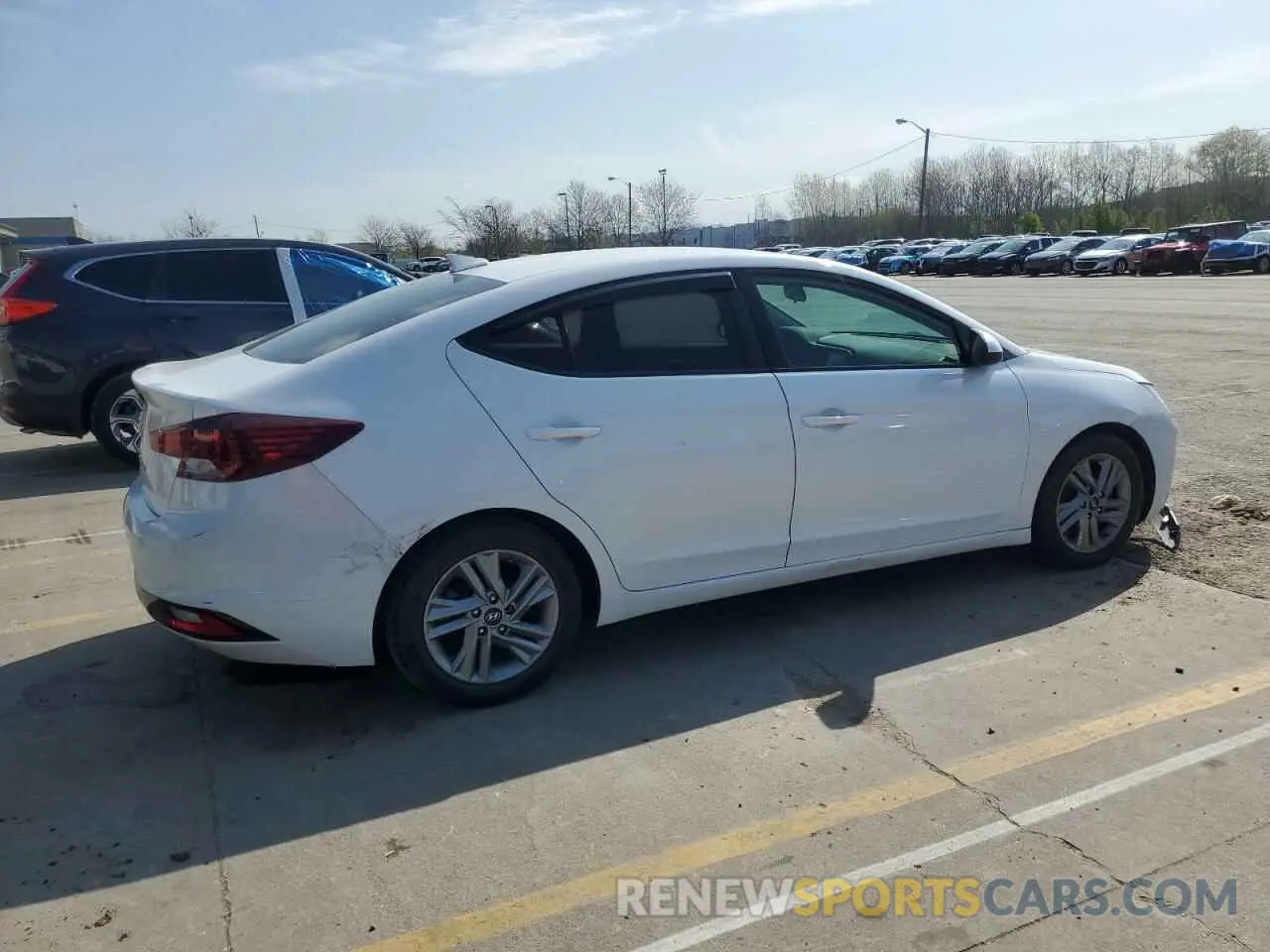 3 Photograph of a damaged car 5NPD84LF9LH567817 HYUNDAI ELANTRA 2020