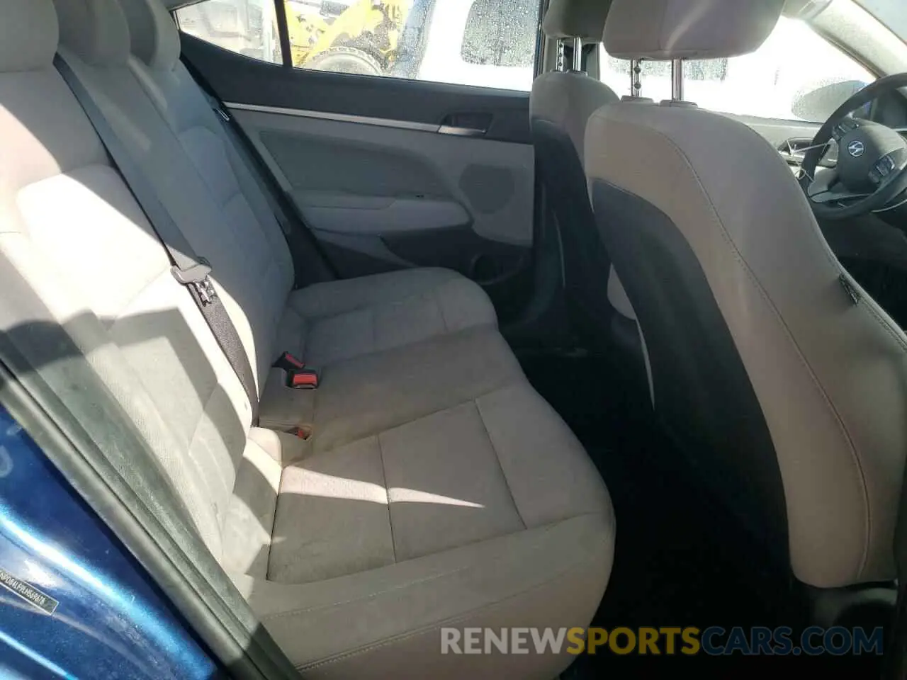 10 Photograph of a damaged car 5NPD84LF9LH569678 HYUNDAI ELANTRA 2020
