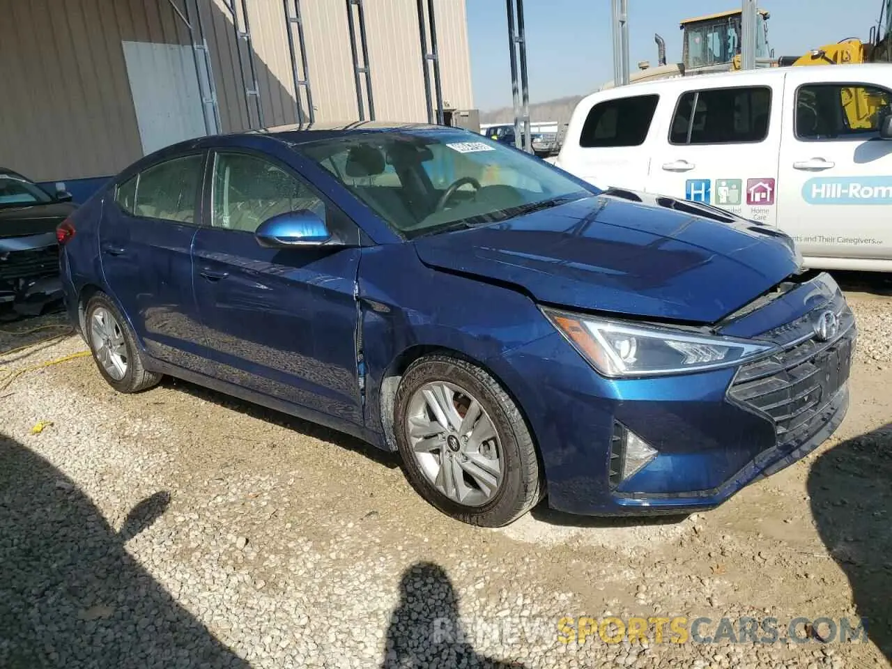 4 Photograph of a damaged car 5NPD84LF9LH569678 HYUNDAI ELANTRA 2020
