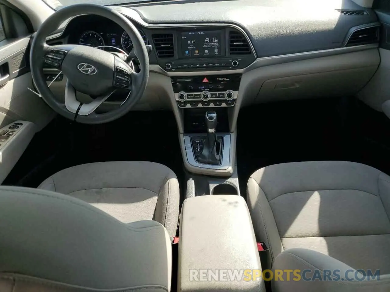8 Photograph of a damaged car 5NPD84LF9LH569678 HYUNDAI ELANTRA 2020