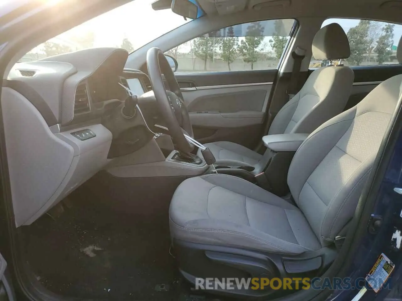 7 Photograph of a damaged car 5NPD84LF9LH578073 HYUNDAI ELANTRA 2020