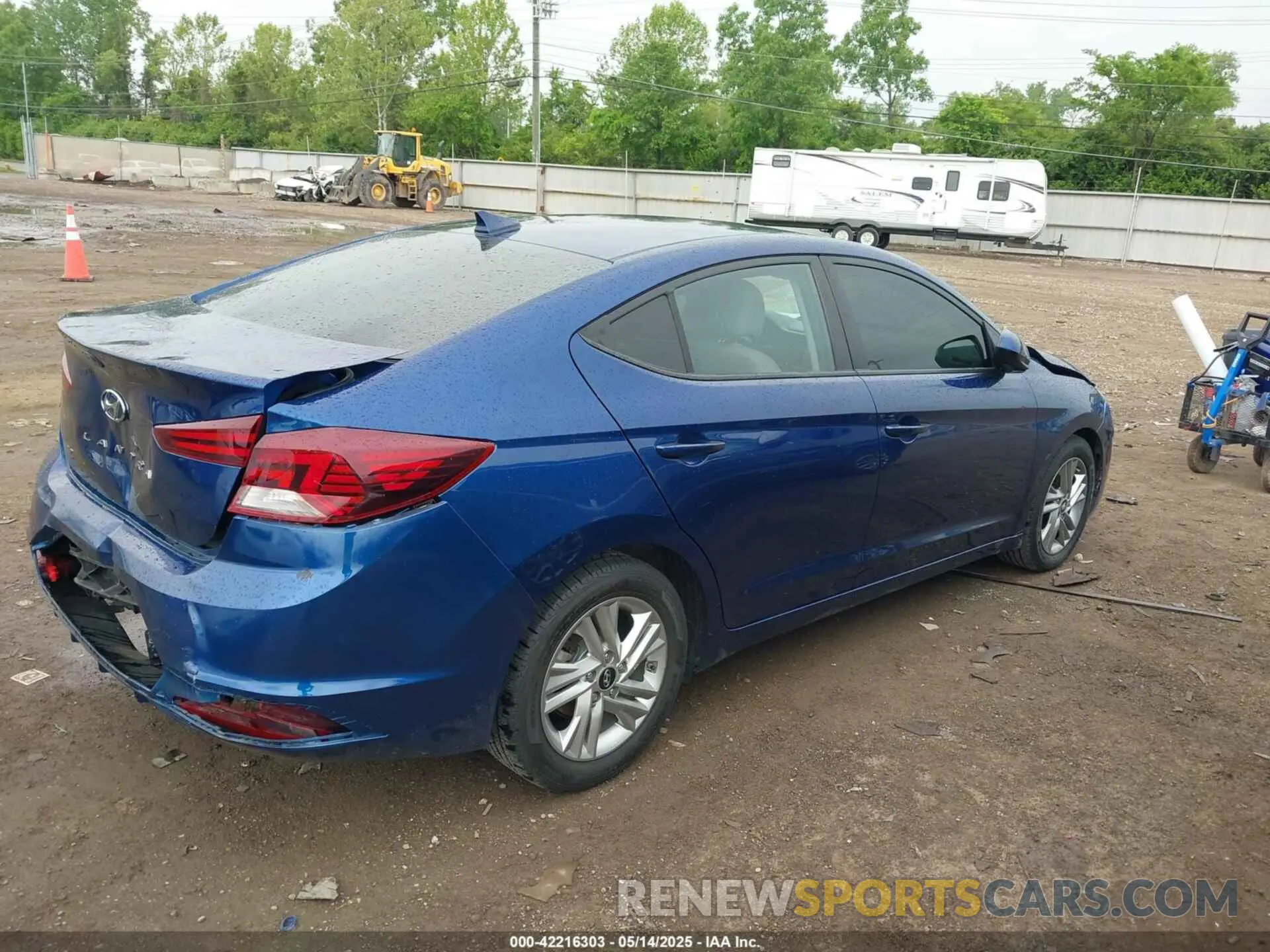 4 Photograph of a damaged car 5NPD84LF9LH593415 HYUNDAI ELANTRA 2020