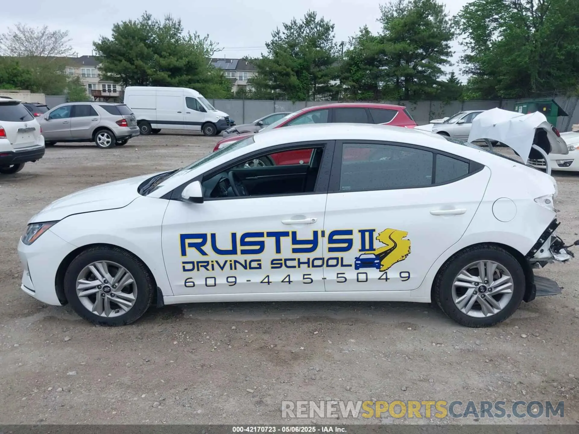 14 Photograph of a damaged car 5NPD84LF9LH599246 HYUNDAI ELANTRA 2020