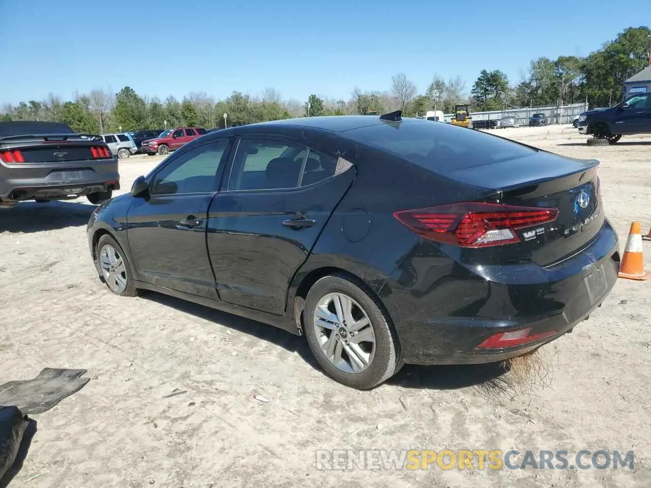2 Фотография поврежденного автомобиля 5NPD84LF9LH608639 HYUNDAI ELANTRA 2020