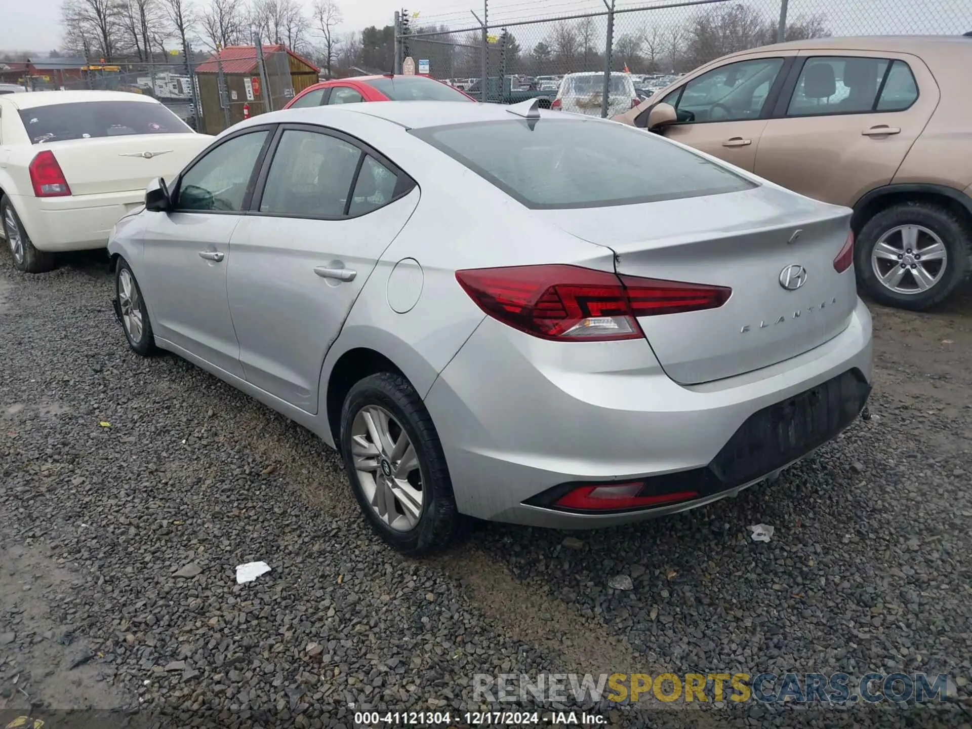 3 Фотография поврежденного автомобиля 5NPD84LFXLH508775 HYUNDAI ELANTRA 2020