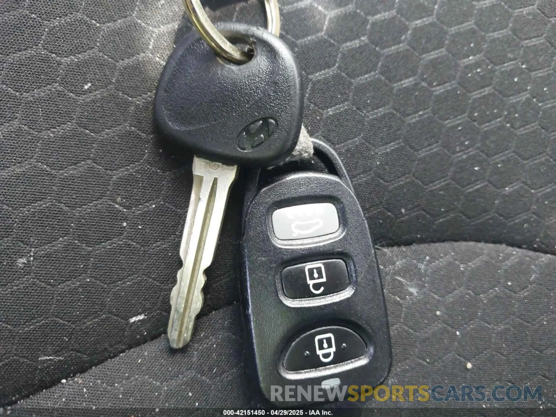 11 Photograph of a damaged car 5NPD84LFXLH528511 HYUNDAI ELANTRA 2020