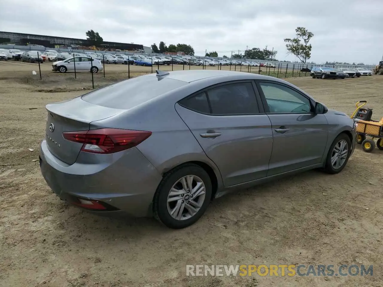 3 Photograph of a damaged car 5NPD84LFXLH530310 HYUNDAI ELANTRA 2020
