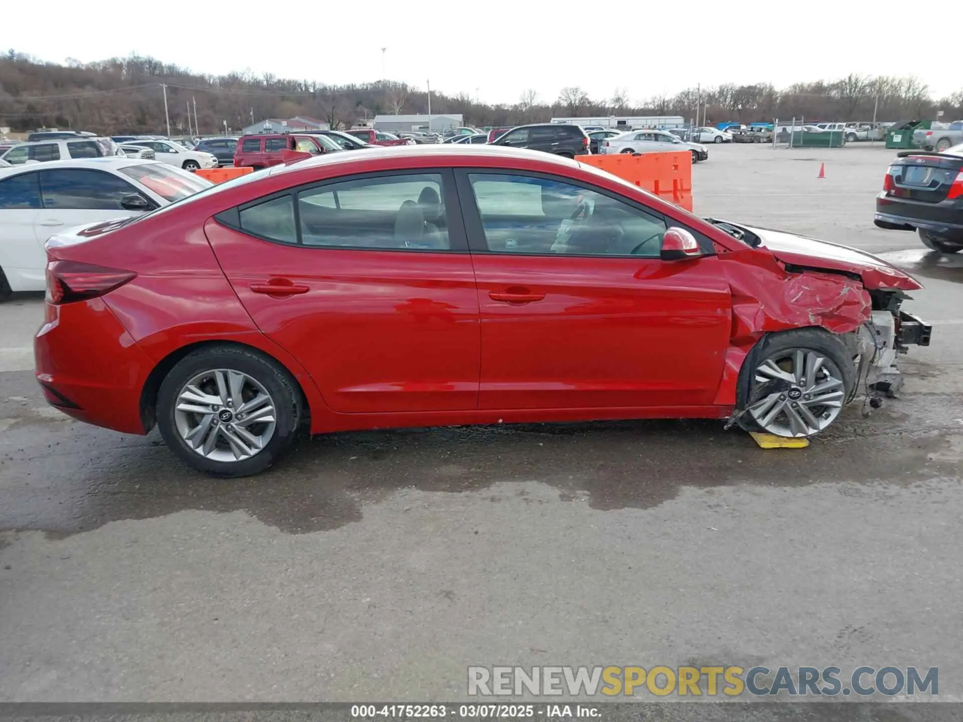 13 Фотография поврежденного автомобиля 5NPD84LFXLH534776 HYUNDAI ELANTRA 2020
