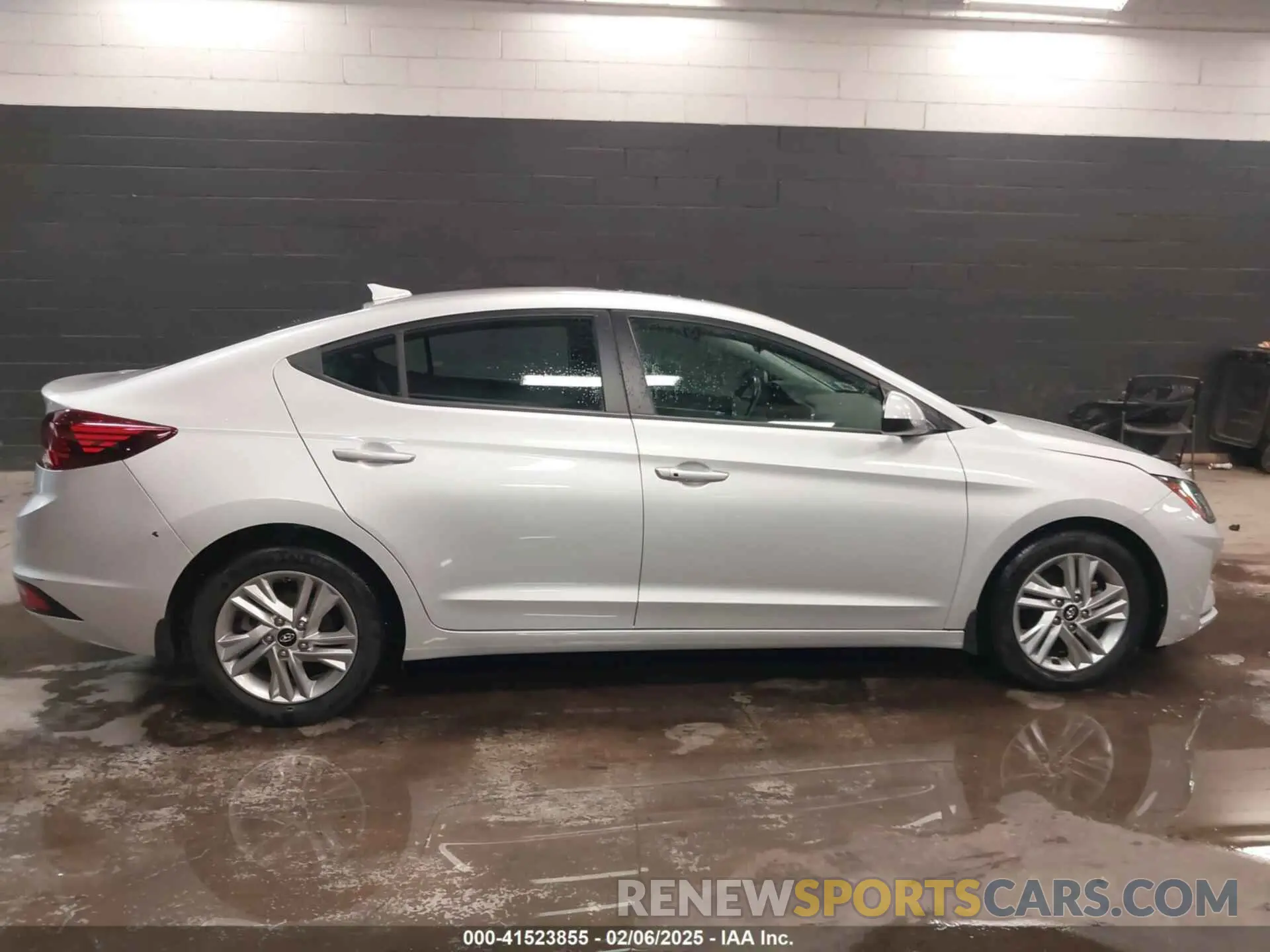 12 Фотография поврежденного автомобиля 5NPD84LFXLH537323 HYUNDAI ELANTRA 2020