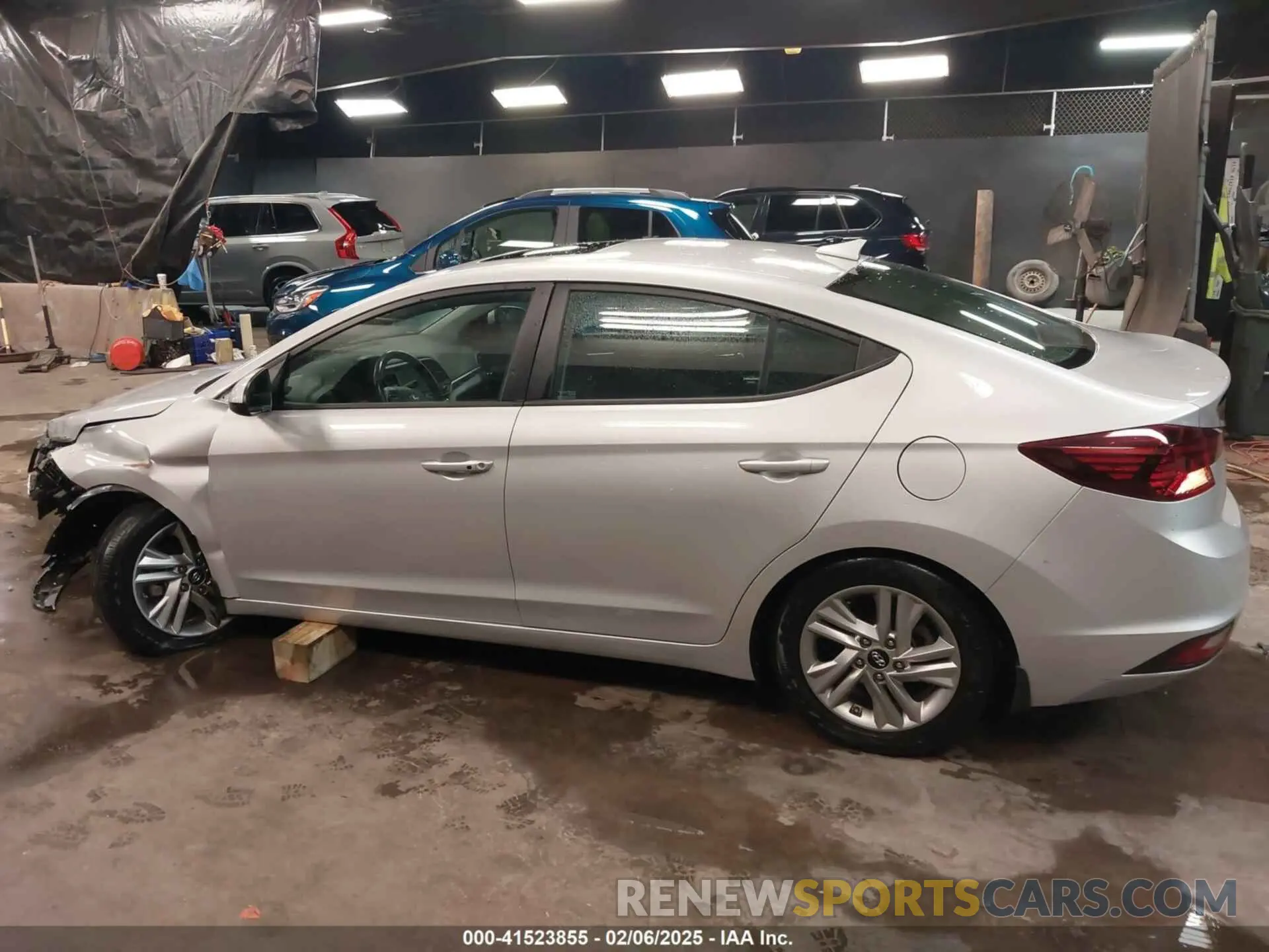 13 Фотография поврежденного автомобиля 5NPD84LFXLH537323 HYUNDAI ELANTRA 2020