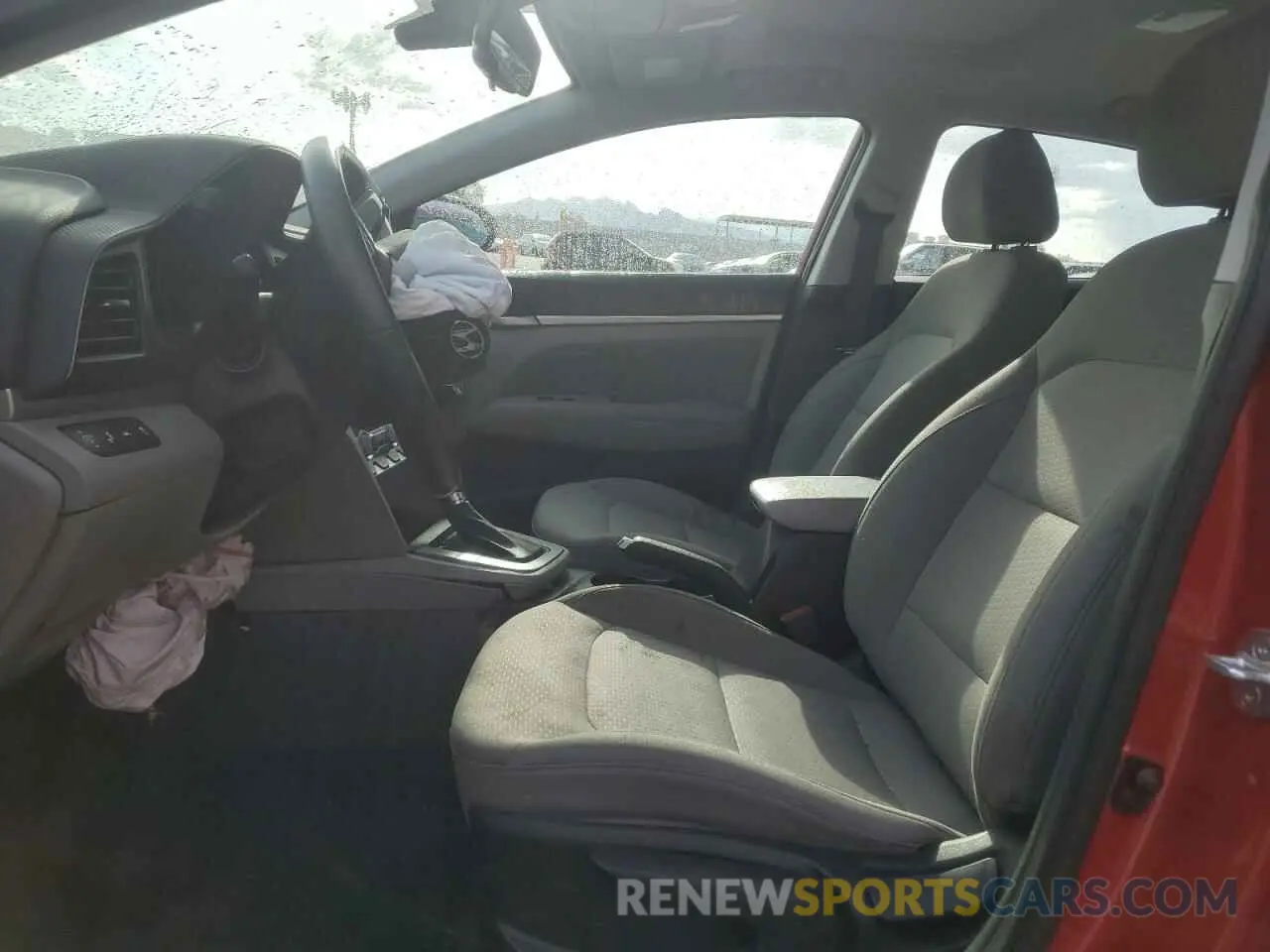 7 Photograph of a damaged car 5NPD84LFXLH544983 HYUNDAI ELANTRA 2020