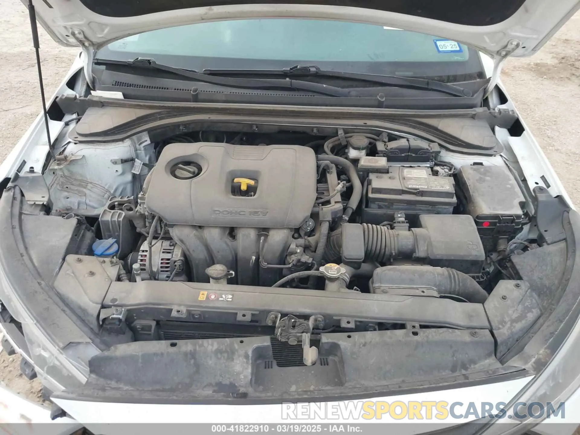 10 Photograph of a damaged car 5NPD84LFXLH557474 HYUNDAI ELANTRA 2020