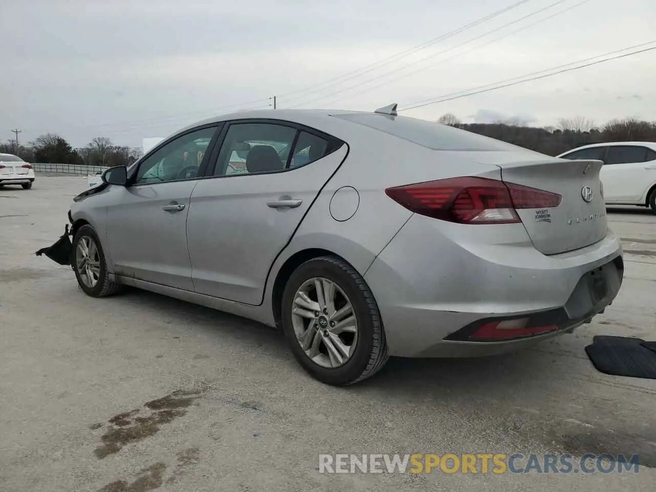 2 Photograph of a damaged car 5NPD84LFXLH576106 HYUNDAI ELANTRA 2020