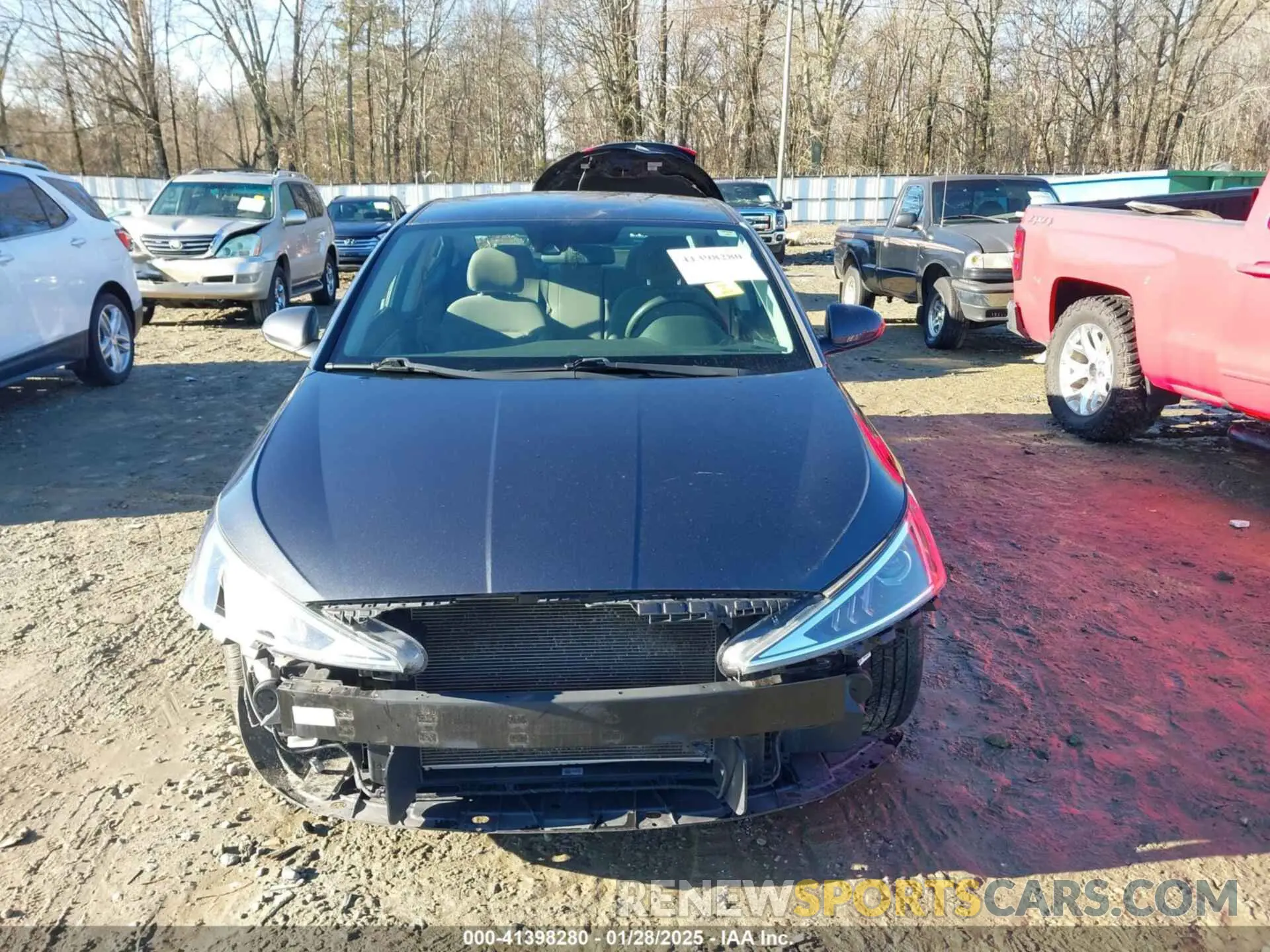 12 Фотография поврежденного автомобиля 5NPD84LFXLH582424 HYUNDAI ELANTRA 2020