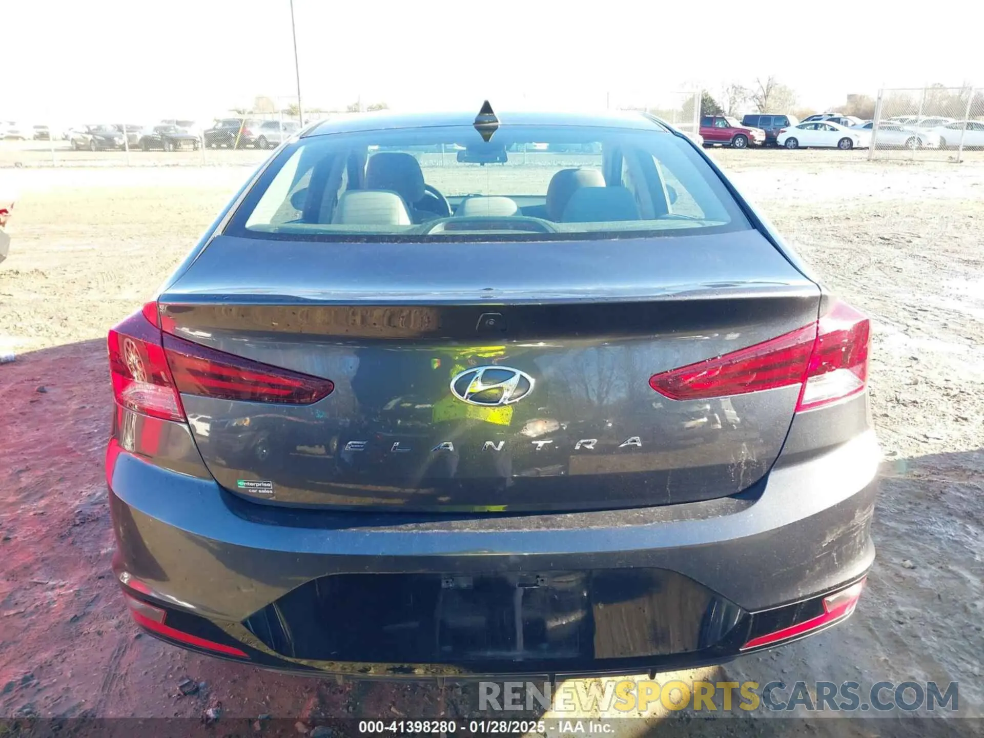 16 Фотография поврежденного автомобиля 5NPD84LFXLH582424 HYUNDAI ELANTRA 2020