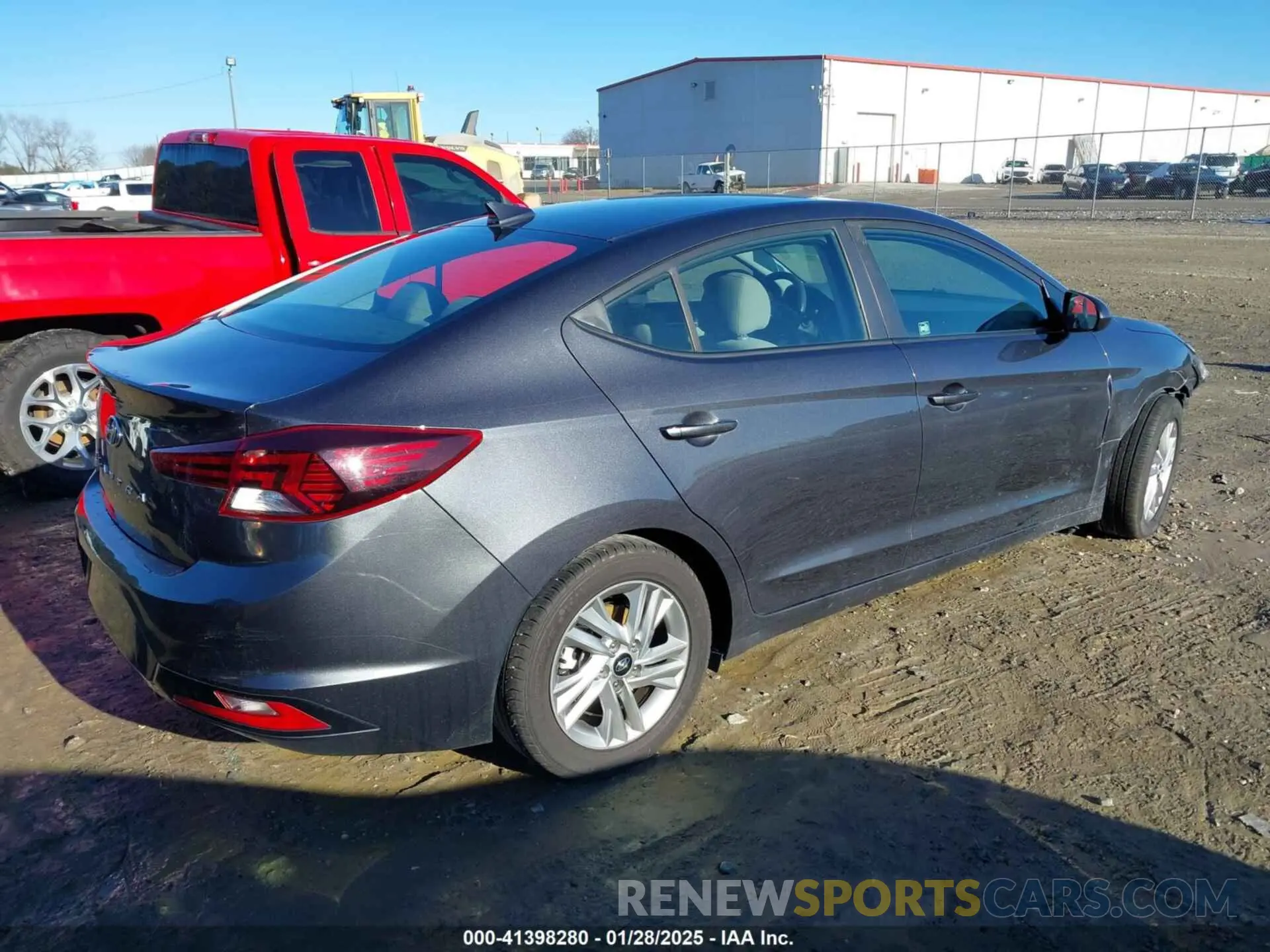 4 Фотография поврежденного автомобиля 5NPD84LFXLH582424 HYUNDAI ELANTRA 2020