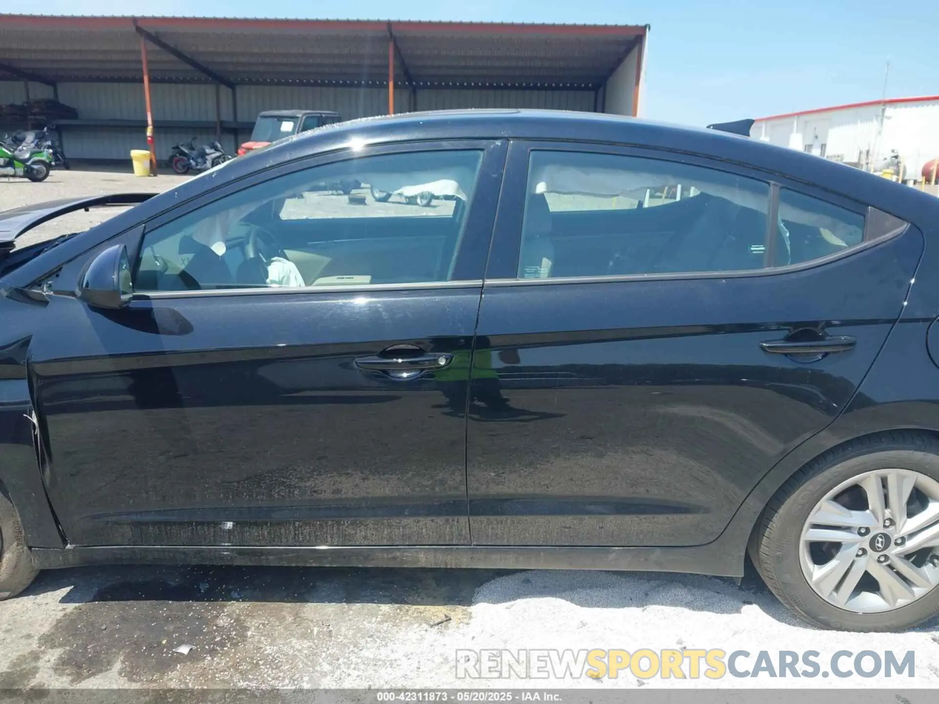 13 Photograph of a damaged car 5NPD84LFXLH603174 HYUNDAI ELANTRA 2020