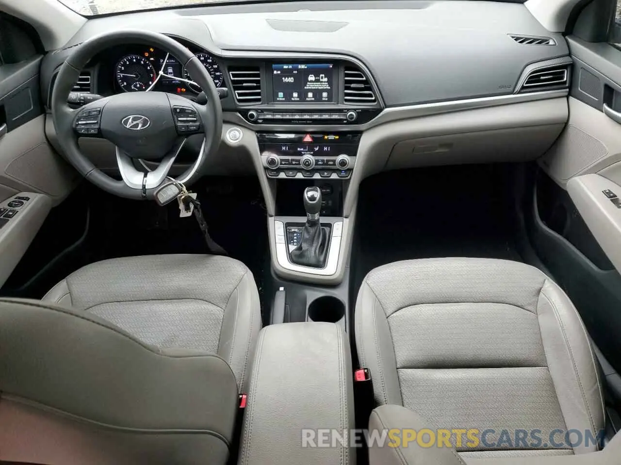 8 Фотография поврежденного автомобиля 5NPD84LFXLH616863 HYUNDAI ELANTRA 2020