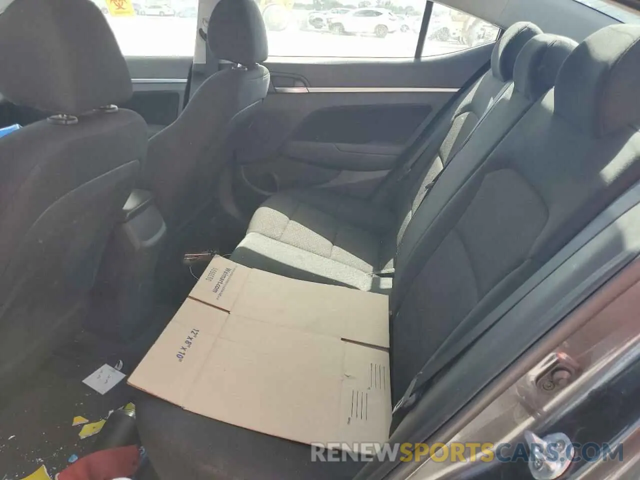 10 Photograph of a damaged car 5NPD84LFXLH621593 HYUNDAI ELANTRA 2020