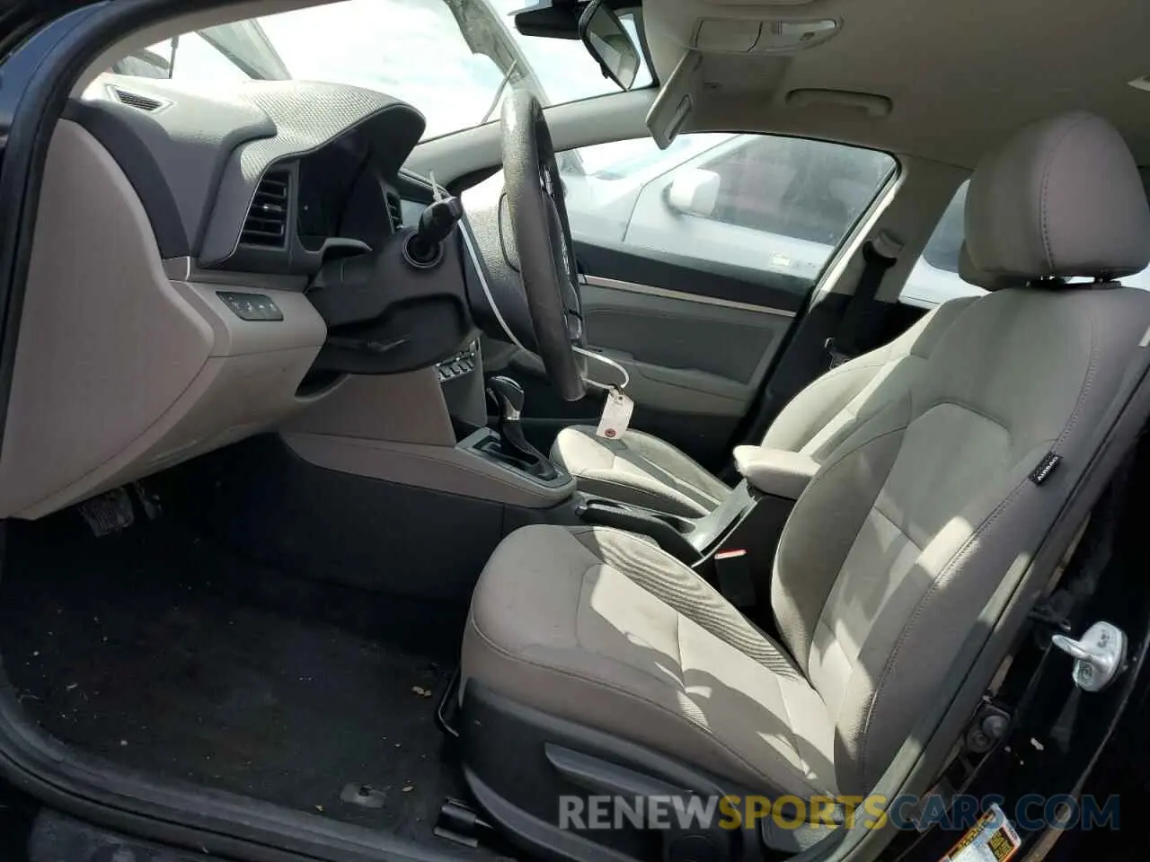 7 Фотография поврежденного автомобиля 5NPD84LFXLH626776 HYUNDAI ELANTRA 2020