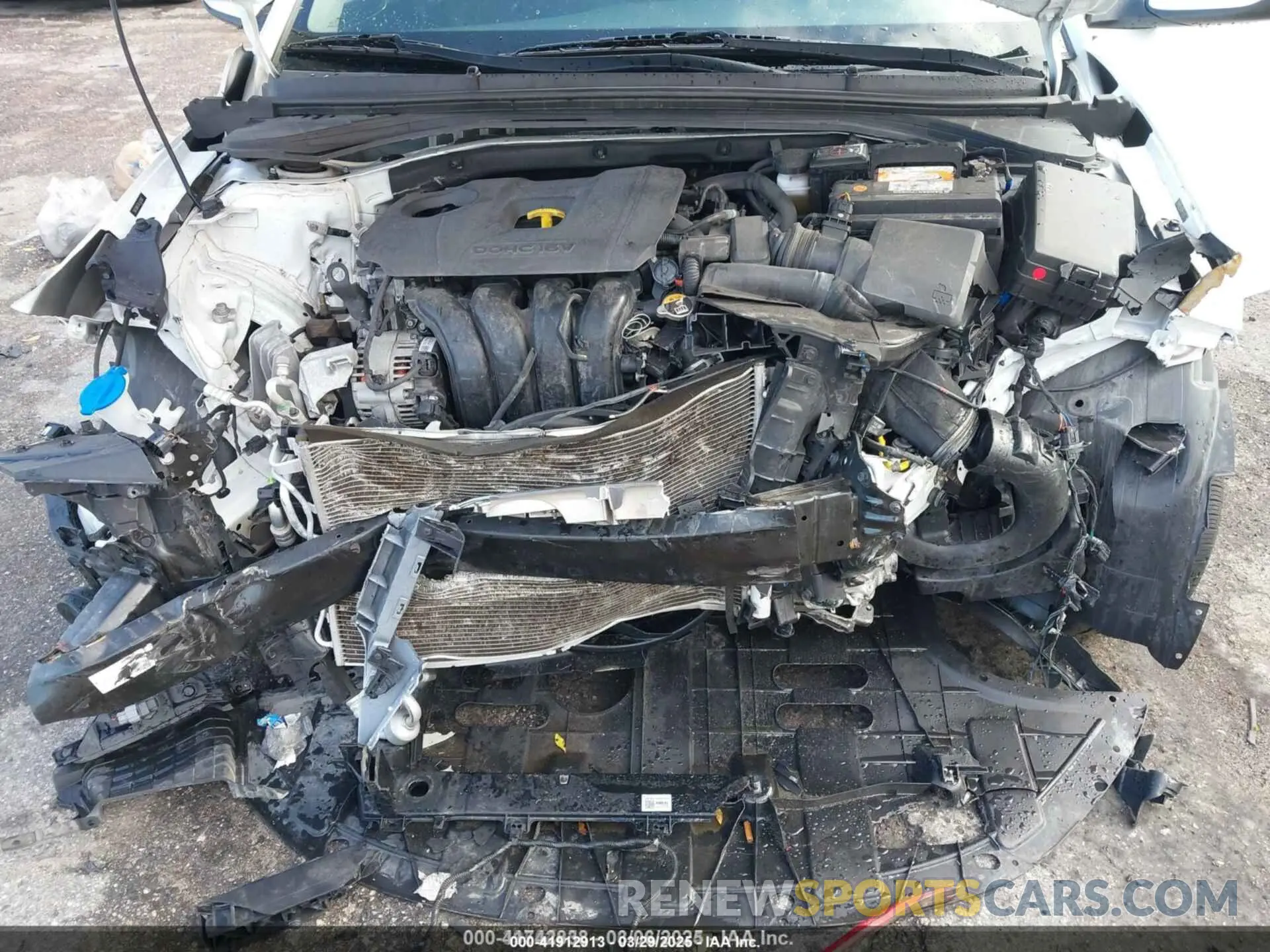 10 Photograph of a damaged car 5NPD84LFXLH627801 HYUNDAI ELANTRA 2020