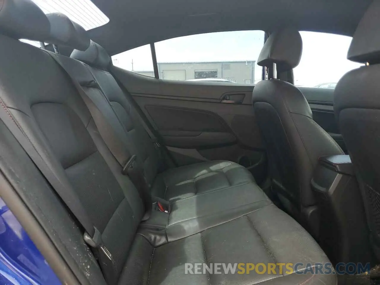 10 Photograph of a damaged car KMHD04LB0LU037824 HYUNDAI ELANTRA 2020