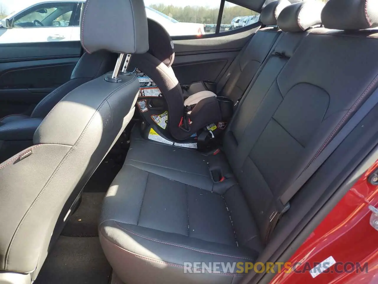 10 Photograph of a damaged car KMHD04LB0LU070886 HYUNDAI ELANTRA 2020