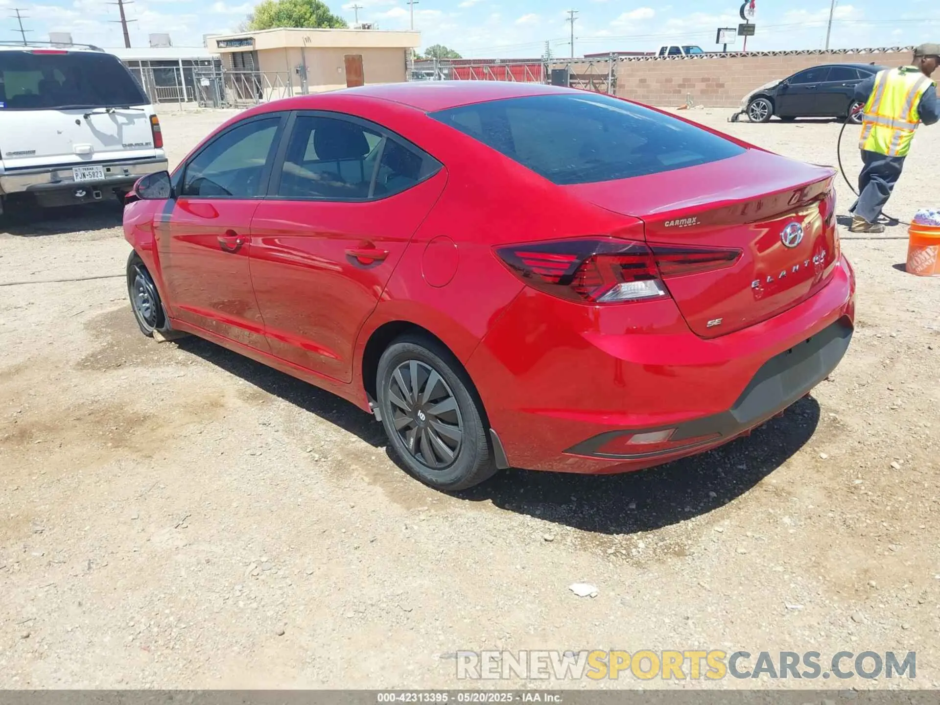 3 Фотография поврежденного автомобиля KMHD74LF0LU091896 HYUNDAI ELANTRA 2020