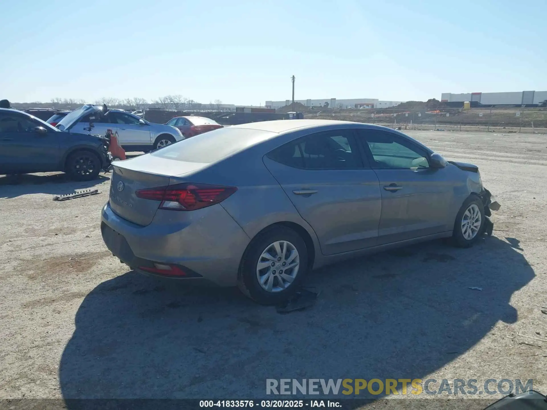 4 Photograph of a damaged car KMHD74LF0LU913385 HYUNDAI ELANTRA 2020