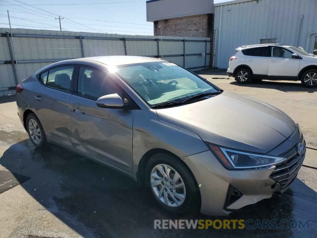 4 Photograph of a damaged car KMHD74LF1LU902654 HYUNDAI ELANTRA 2020