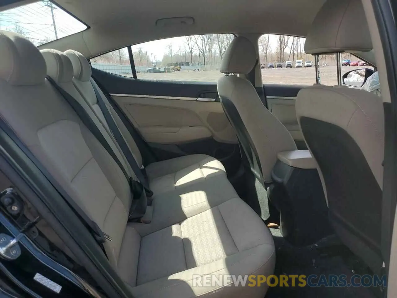 10 Photograph of a damaged car KMHD74LF2LU044885 HYUNDAI ELANTRA 2020