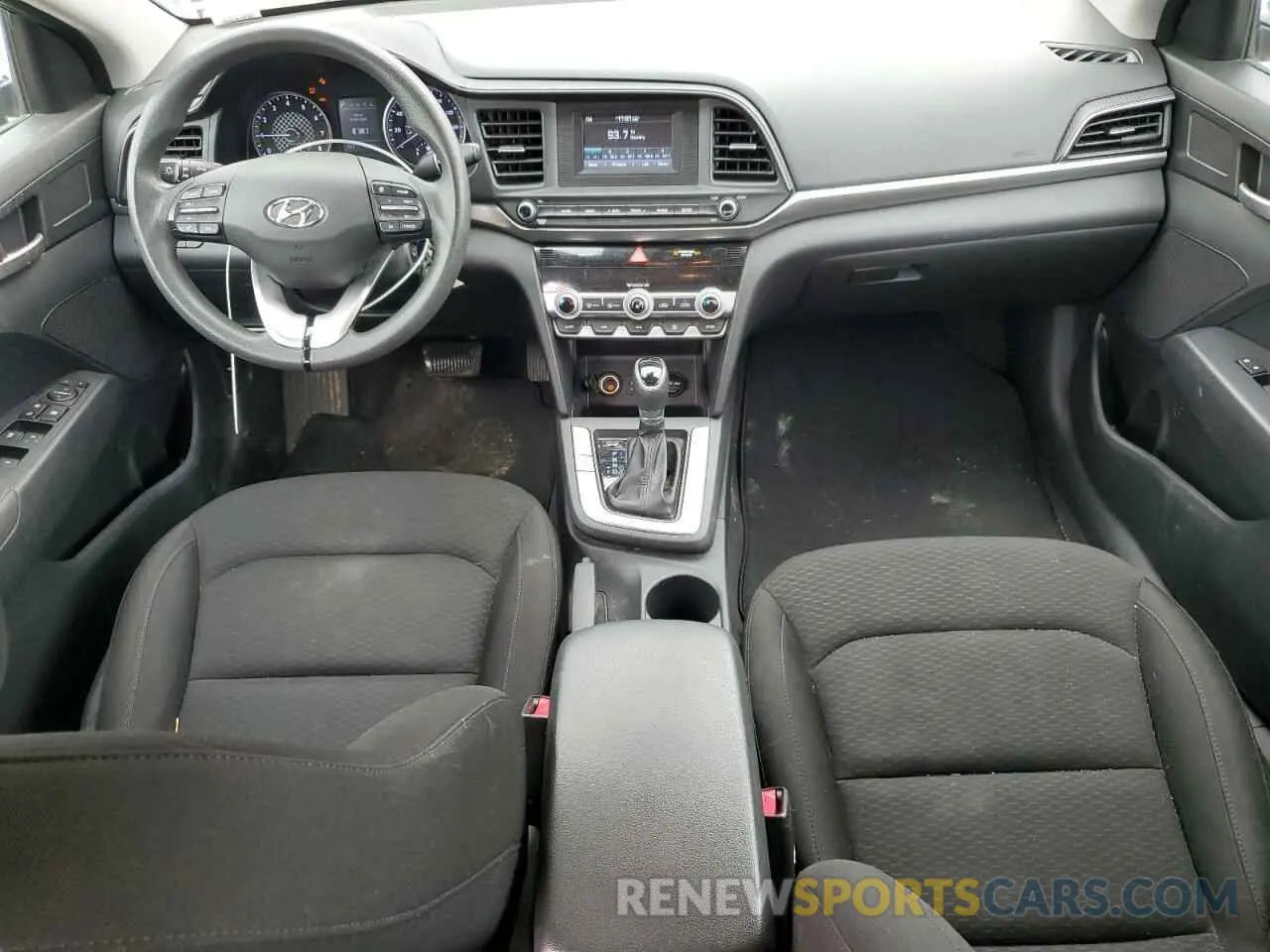 8 Фотография поврежденного автомобиля KMHD74LF3LU897117 HYUNDAI ELANTRA 2020