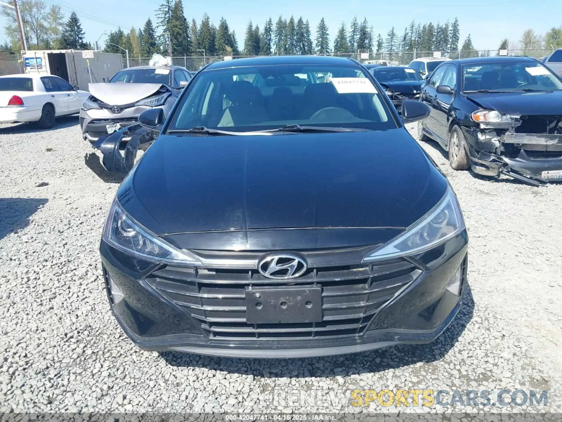13 Photograph of a damaged car KMHD74LF3LU975671 HYUNDAI ELANTRA 2020