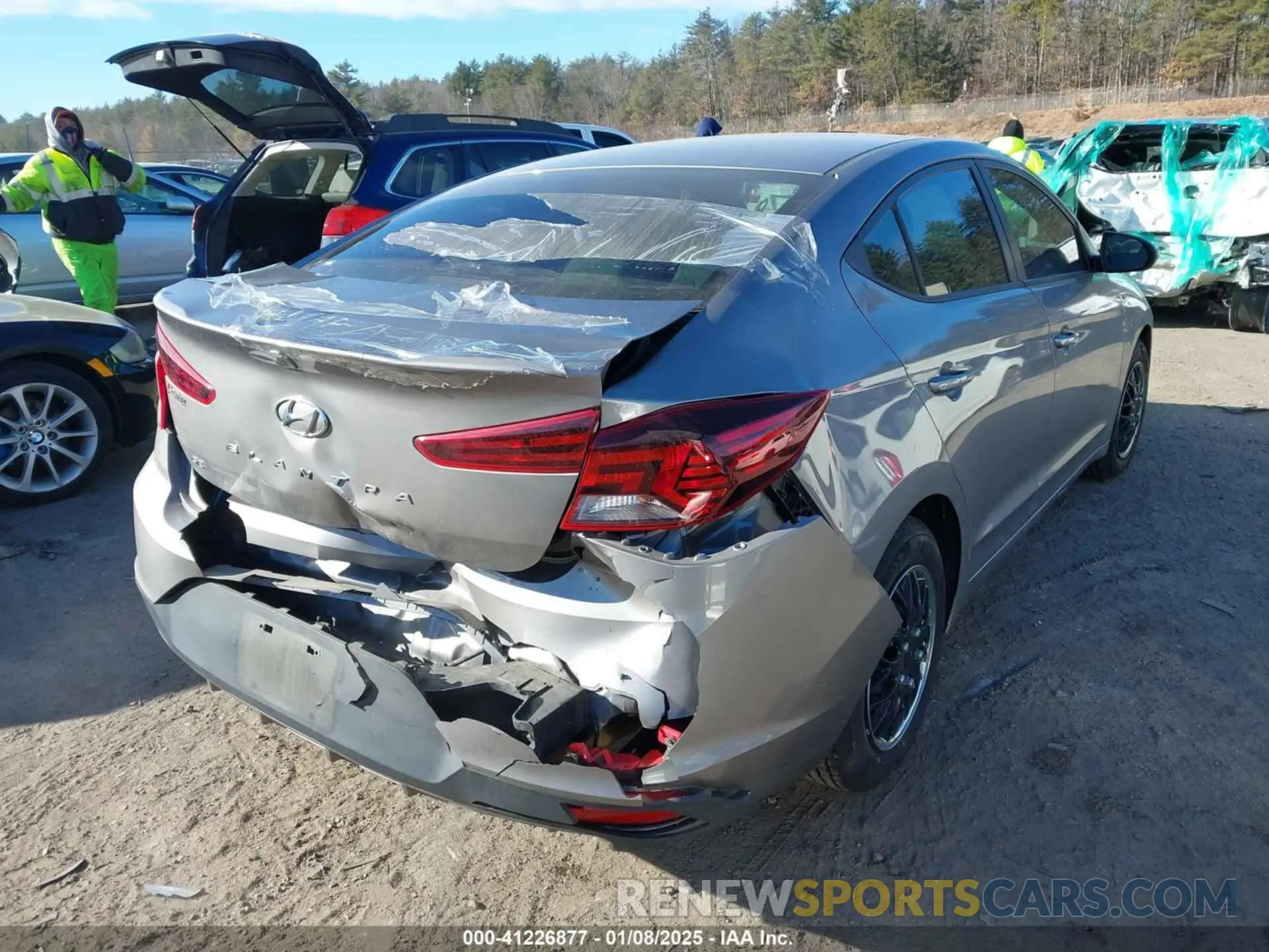 4 Photograph of a damaged car KMHD74LF4LU092744 HYUNDAI ELANTRA 2020