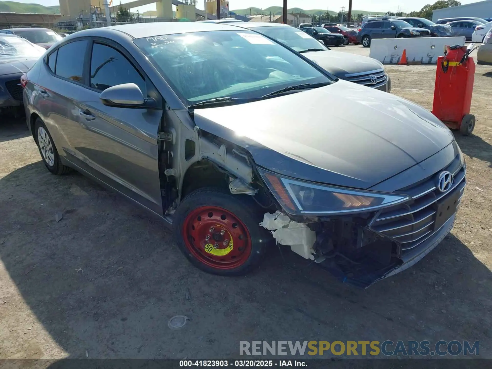 1 Фотография поврежденного автомобиля KMHD74LF4LU905869 HYUNDAI ELANTRA 2020