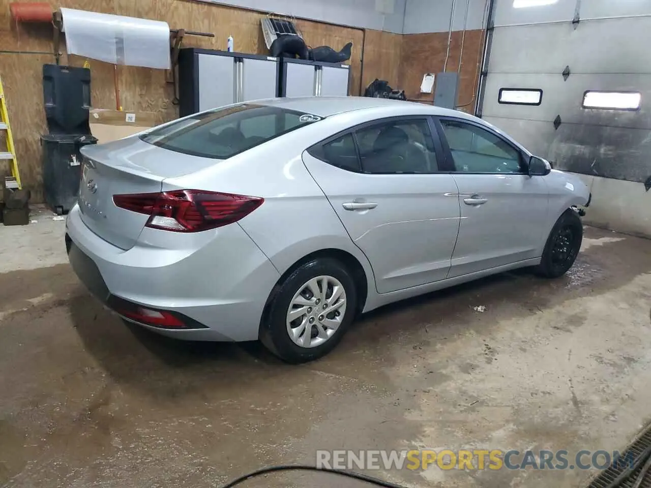 3 Photograph of a damaged car KMHD74LF5LU950741 HYUNDAI ELANTRA 2020