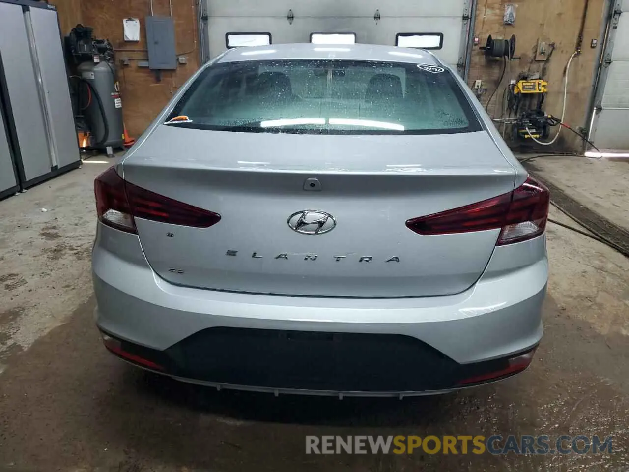 6 Photograph of a damaged car KMHD74LF5LU950741 HYUNDAI ELANTRA 2020