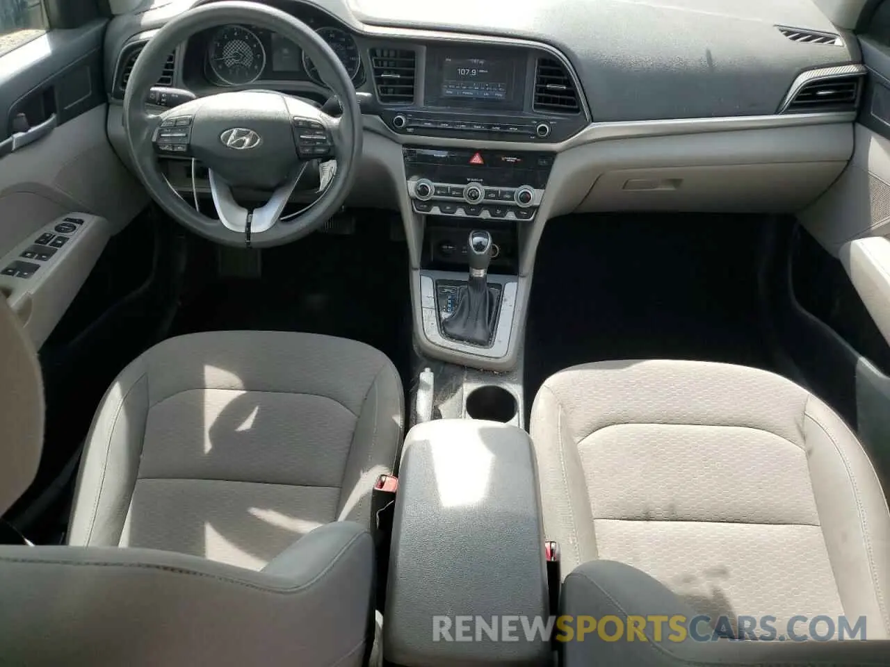 8 Photograph of a damaged car KMHD74LF6LU943894 HYUNDAI ELANTRA 2020