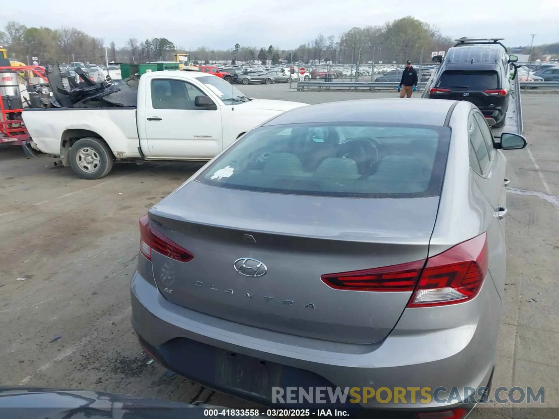 15 Photograph of a damaged car KMHD74LF6LU995588 HYUNDAI ELANTRA 2020