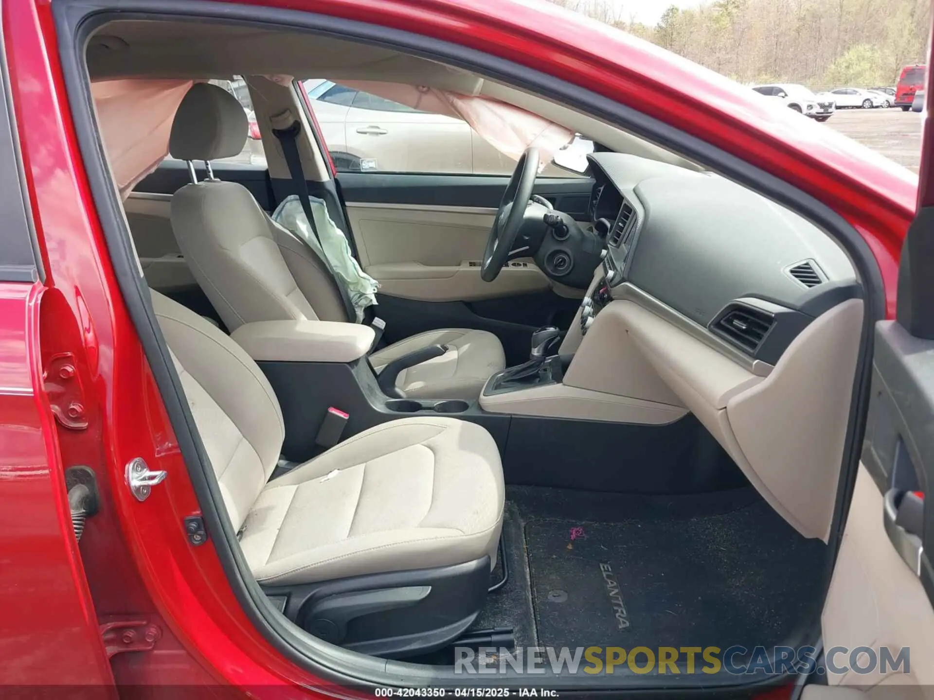 5 Photograph of a damaged car KMHD74LF7LU082841 HYUNDAI ELANTRA 2020