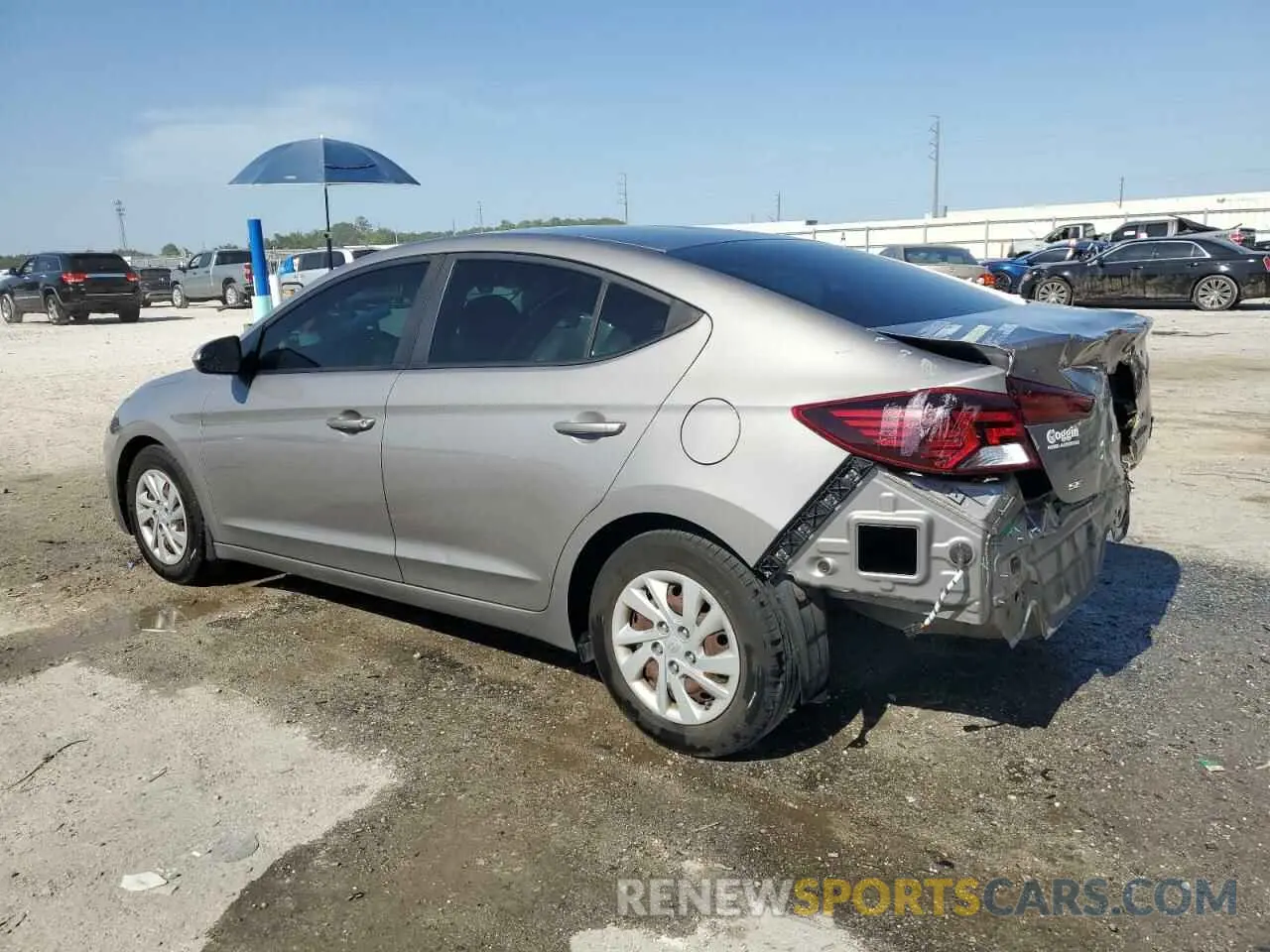 2 Фотография поврежденного автомобиля KMHD74LF7LU105423 HYUNDAI ELANTRA 2020