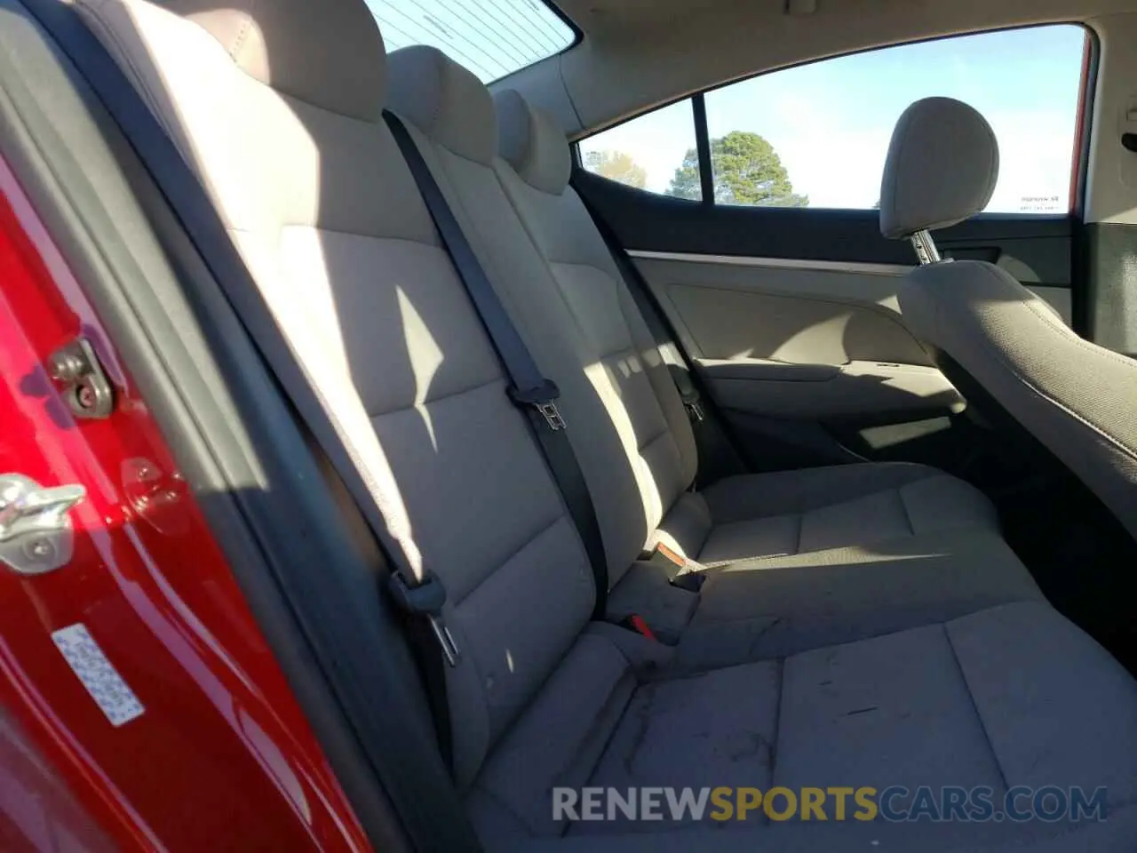 10 Photograph of a damaged car KMHD74LF7LU983076 HYUNDAI ELANTRA 2020
