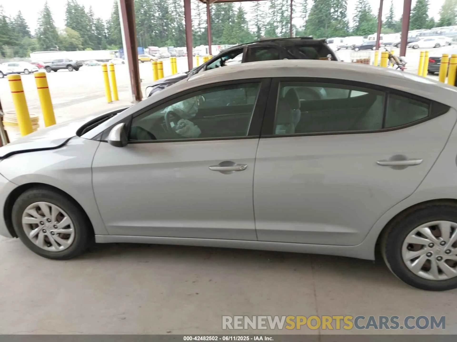 14 Photograph of a damaged car KMHD74LF7LU988357 HYUNDAI ELANTRA 2020