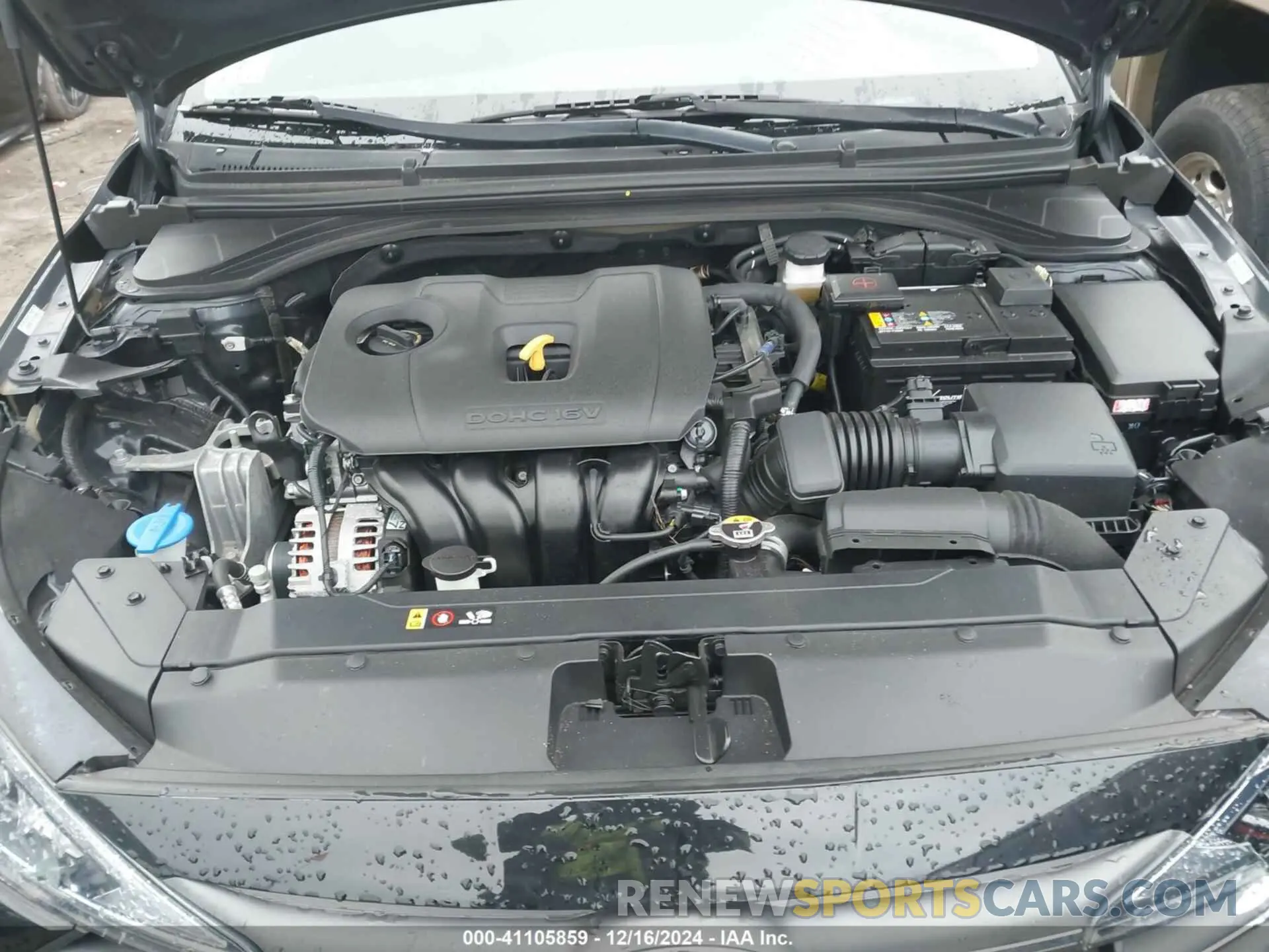 10 Photograph of a damaged car KMHD74LF8LU082900 HYUNDAI ELANTRA 2020