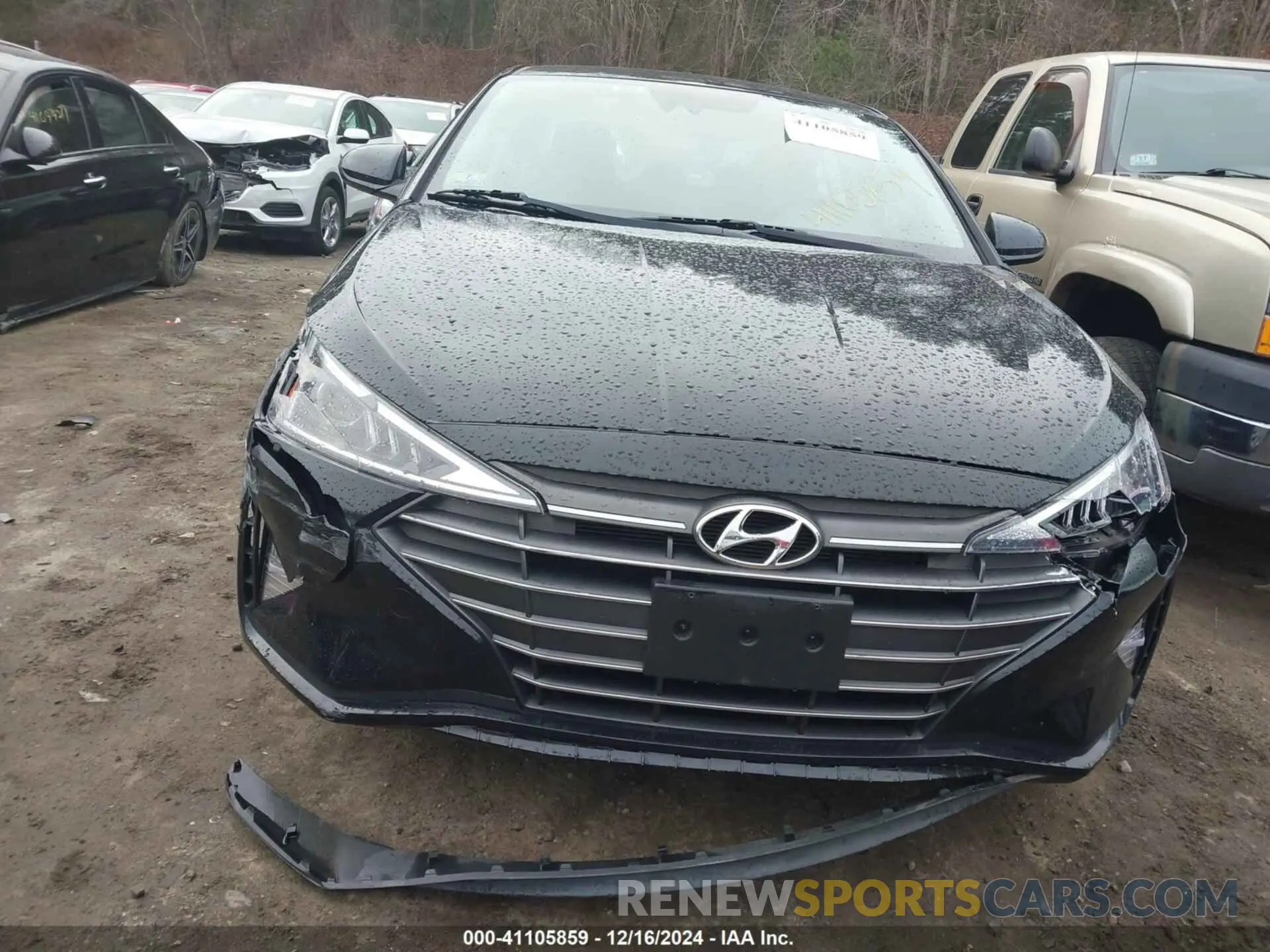 13 Photograph of a damaged car KMHD74LF8LU082900 HYUNDAI ELANTRA 2020