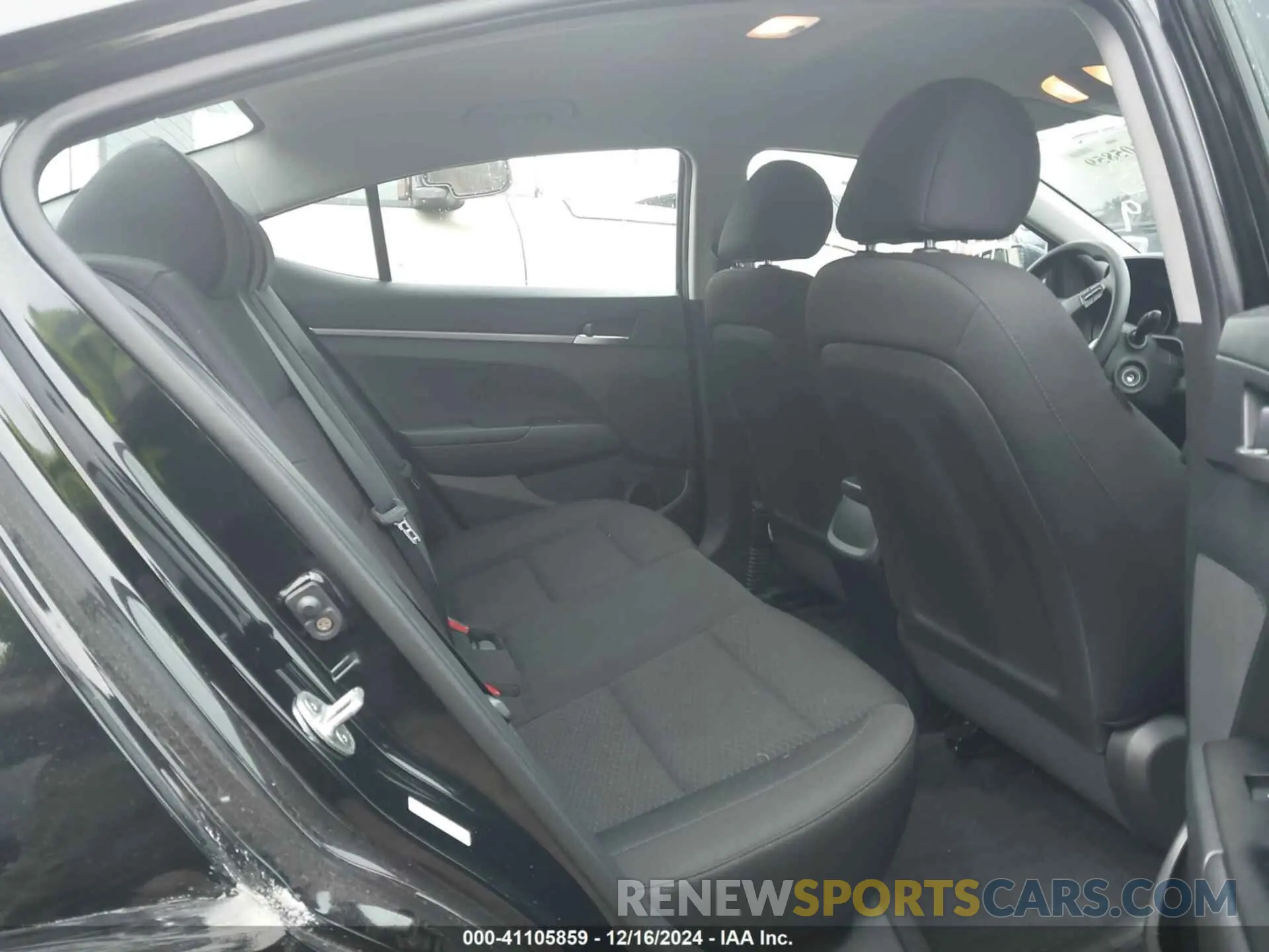 8 Photograph of a damaged car KMHD74LF8LU082900 HYUNDAI ELANTRA 2020